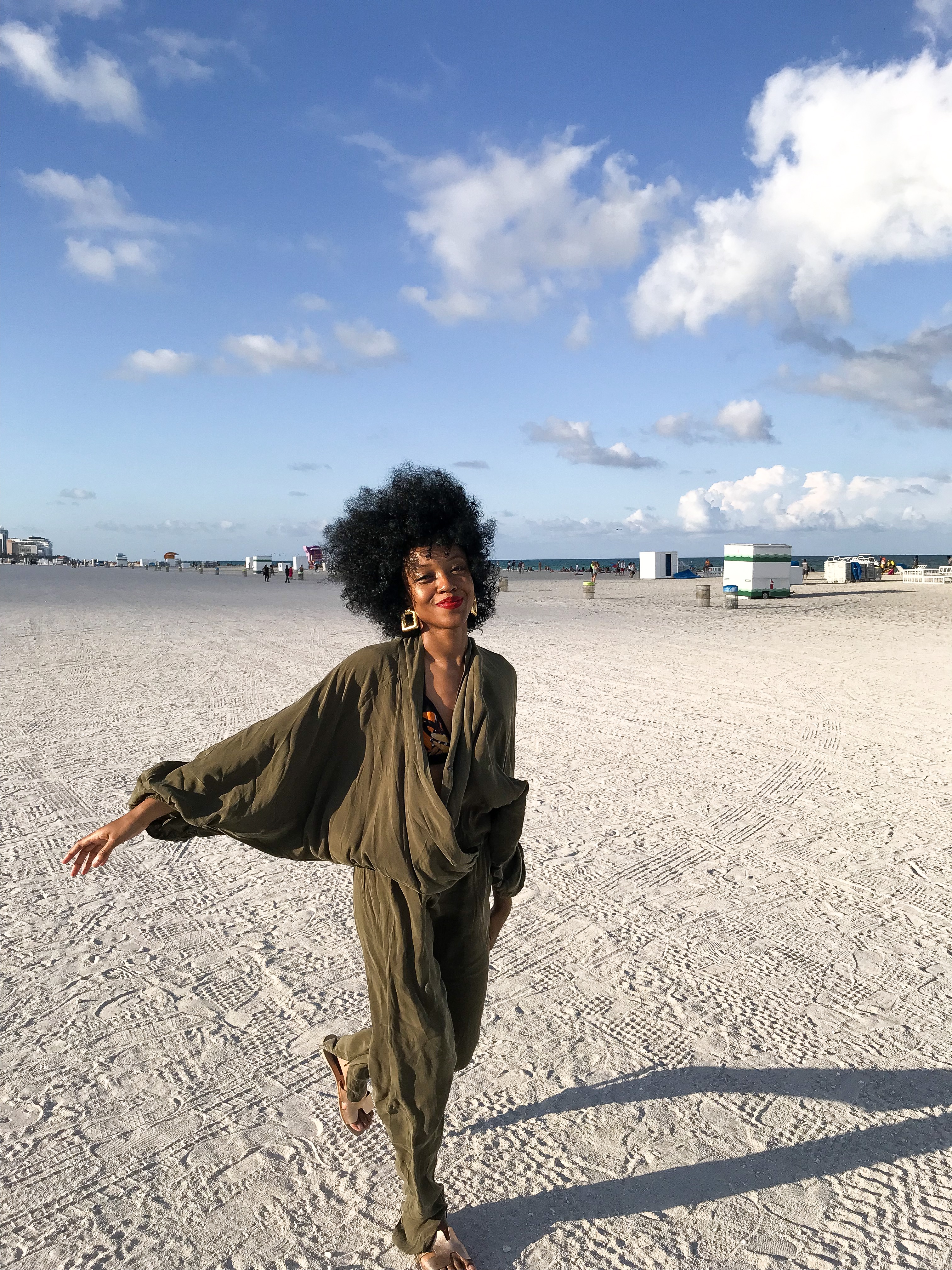 Fashion blogger Kamara Williams of In Thing share the eight vacation outfits to pack on your next trip 