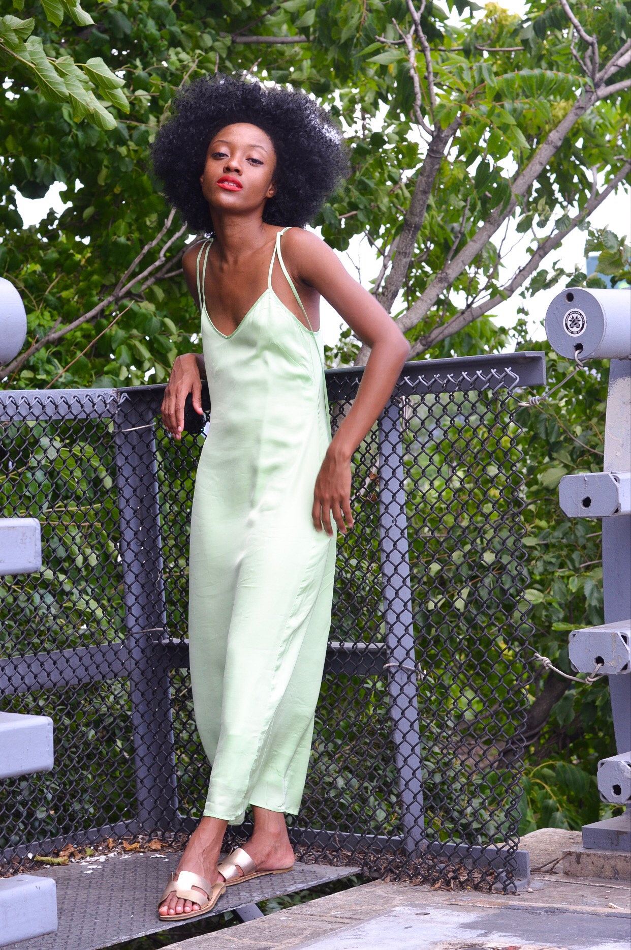 Fashion Blogger Kamara Williams of IN THING shares her top summer to fall pieces for transitional style